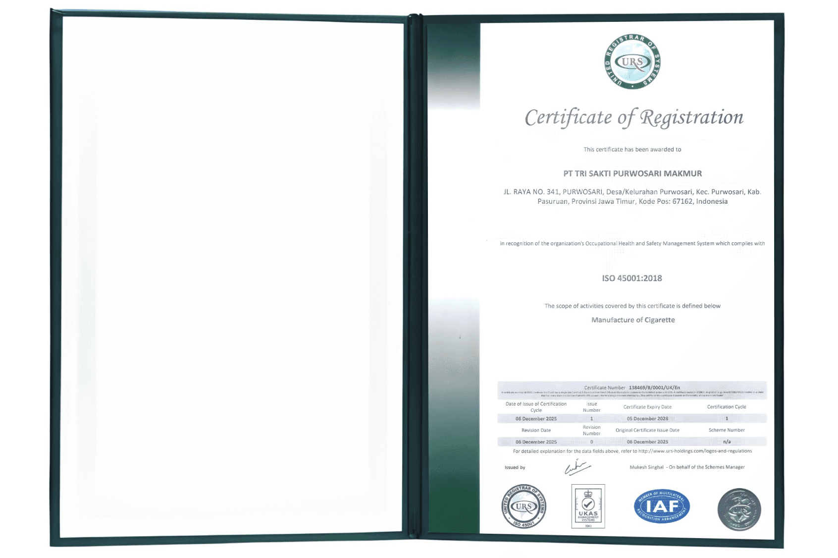 Photo shows the ISO 45001 certificate awarded to KT&G’s Indonesian factory.