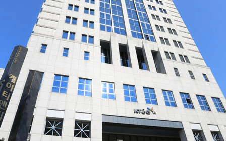 KT&G’s business performance increased dramatically as the CEO, Mr. Min Young-jin’s ‘Principle of Business with long and distant view” achieved a fruitful success. 