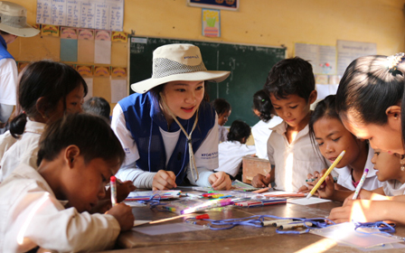 Undergraduate ‘KT&G Hope-Boosting Correspondents’ in Cambodia
